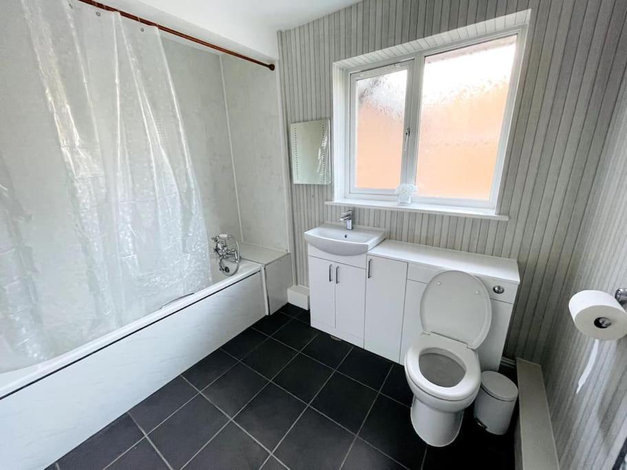 5-Bedroom Cottage In Healing, Grimsby المظهر الخارجي الصورة